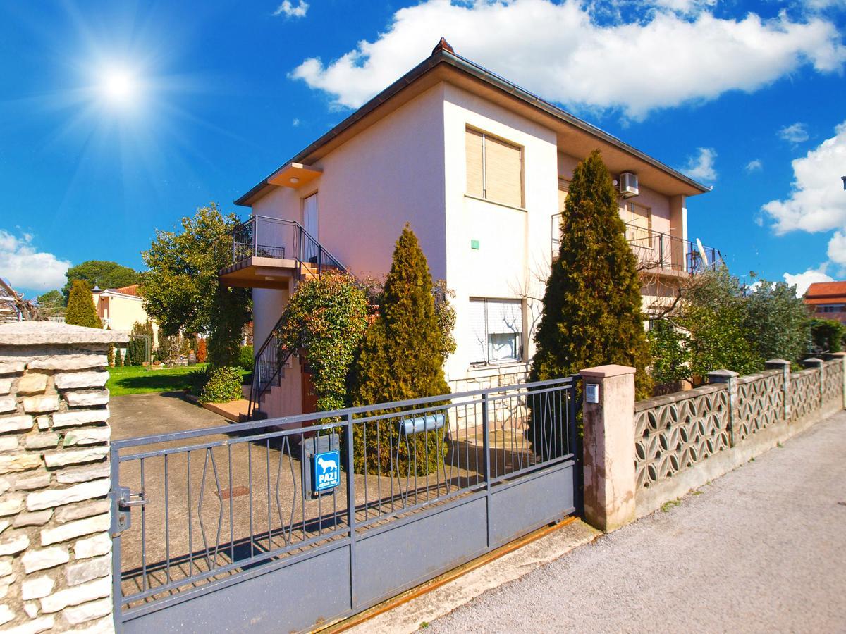 Apartments Mirela 1554 Pula Exterior foto
